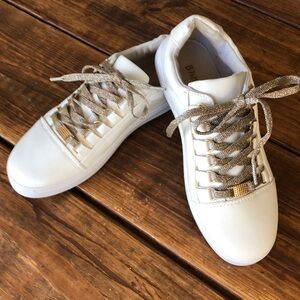 Bamboo White Sneakers “Granslam” Size 7 Vegan Leather